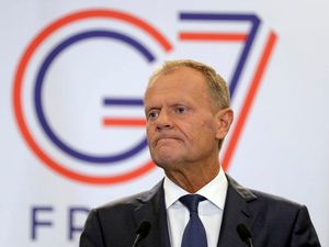Supporting image for story: Tusk warns Johnson: I will not co-operate on no-deal Brexit