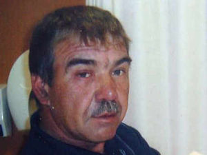 Supporting image for story: Widow gives training appeal after crush tragedy