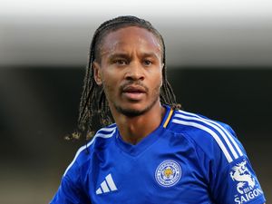 Supporting image for story: Leicester stage dramatic comeback to rescue point against Brighton