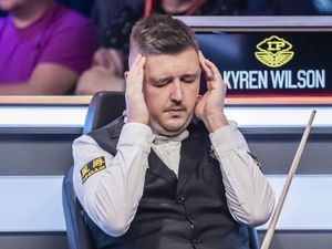 Supporting image for story: Kyren Wilson overcomes headache to thrash Stephen Maguire at UK Championship