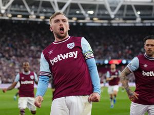 Supporting image for story: Jarrod Bowen penalty heaps pressure on Erik ten Hag as West Ham beat Man United