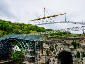 Supporting image for story: Iron Bridge restoration: Road closure delay as huge crane lifts scaffolding into place - with video