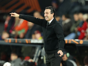 Supporting image for story: Unai Emery hails Aston Villa for overcoming 'fantastic' Feyenoord test as Marco Bizot shines again