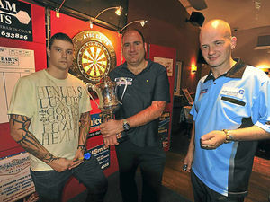 Supporting image for story: Scott Waites joy for Wolverhampton darts fans