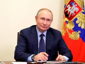 Supporting image for story: G7 nations reject Vladimir Putin’s demand to pay for Russian energy in roubles