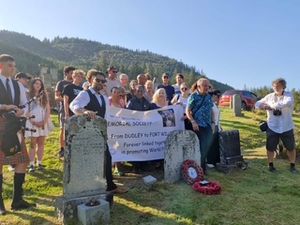 The climbers commemorate the 80th anniversary of VJ day at Ben Nevis