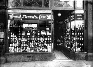 The off-licence where DS Stanford was murdered