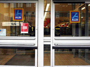 Supporting image for story: 500 try for jobs at Aldi in Halesowen