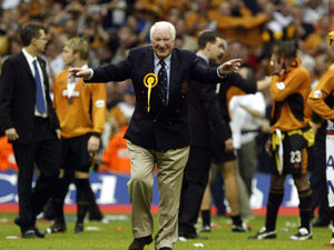 Supporting image for story: Wolves Sir Jack Hayward statue to be unveiled next month