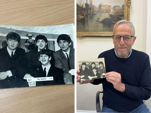 Supporting image for story: Photo signed by all four Beatles set to go under the hammer in Lichfield 'super set' auction