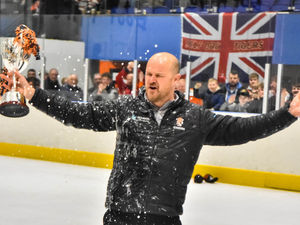 Supporting image for story: Telford Tigers retain 16 players for new season