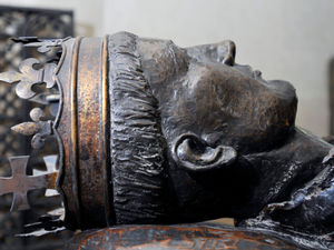 Supporting image for story: The Kings and Queens buried at Westminster Abbey across 700 years