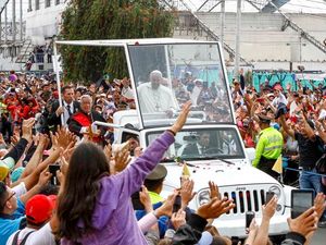 Supporting image for story: The Pope and his cars: Popemobiles through the ages
