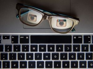 Supporting image for story: Instagram 'ranked worst for young people's mental health'