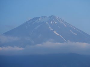Supporting image for story: Officials release AI-generated videos simulating potential Mount Fuji eruption