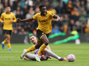Supporting image for story: “It's not too far away" - Marshall Munetsi keeping faith in first Wolves win