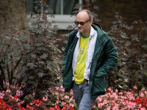 Supporting image for story: Ministers planned to build Covid ‘herd immunity’, says Cummings