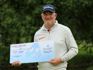 Supporting image for story: Peter Baker rises to the top in France