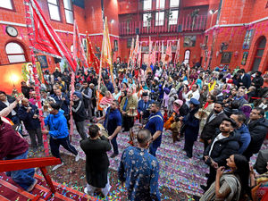 Supporting image for story: Hundreds turn up as Walsall Hindu temple celebrates 40 years of serving its community