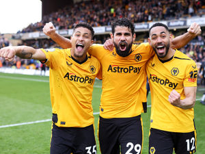 Supporting image for story: Mario Lemina: Diego Costa deserves new Wolves deal