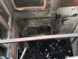 Supporting image for story: Town centre antiques shop hit by fire