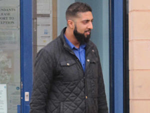 Supporting image for story: West Midlands Police officer 'admits making 999 Isis terror plot call'