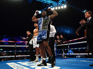 Supporting image for story: Solomon Dacres beaten in 80 seconds on night to forget