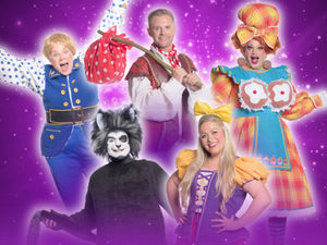 Supporting image for story: It’s am dram time and panto is leading the way! We look at seven must-see shows to see in the Black Country and Shropshire this Christmas