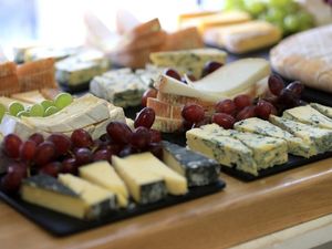 Supporting image for story: If you do any of these 10 things you might be the ‘posh’ friend