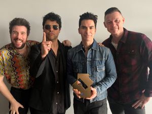 Supporting image for story: Stereophonics score eighth number one album in 25th year