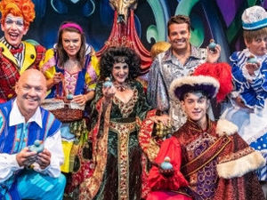 Supporting image for story: Theatre bosses welcome relaxed shows partnership