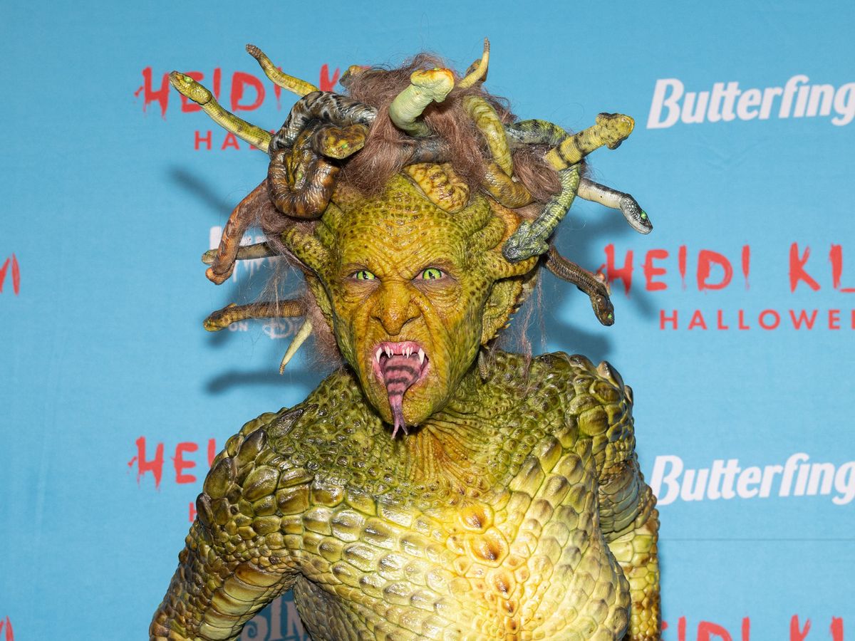 Heidi Klum dresses as Medusa at annual Halloween party