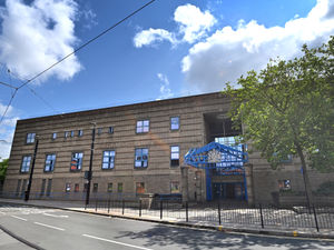 Supporting image for story: Woman who hit carer in head with knife block in row over father's care avoids jail