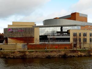 Supporting image for story: Smouldering iron activates fire alarm in theatre
