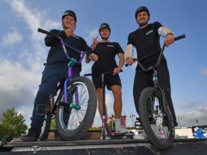 Supporting image for story: 12 pulse-pounding pictures as extreme sporting event in Wolverhampton is kickstarted into action