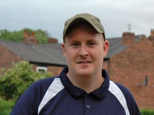 Supporting image for story: Castlefields to clinch Premier League crown