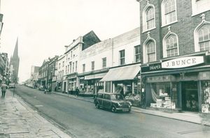 Dudley High Street in November 1970 looking up towards Top Church. 