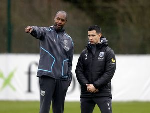 Supporting image for story: 17 of the best pictures as Eric Ramsay meets West Brom players and takes training for first time