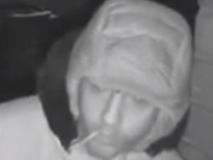 Supporting image for story: Have you seen this man? Appeal after attempted burglary in Walsall