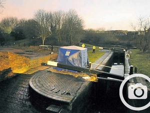 Supporting image for story: Elderly man's body found in Smethwick canal