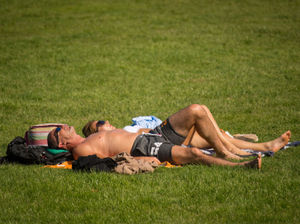Supporting image for story: Heatwave warning amid rising temperatures as exhausted walker is rescued from mountain