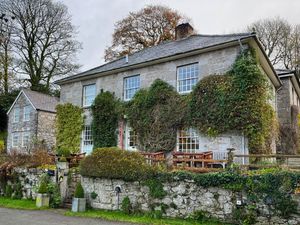 Supporting image for story: We reviewed a multi-award winning country hotel in Shropshire - and it didn't disappoint