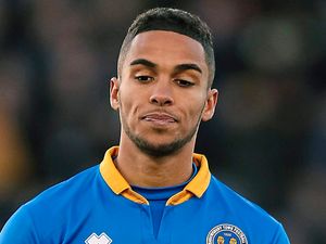 Supporting image for story: Kevin Phillips: Lowe can realise potential with Shrewsbury Town