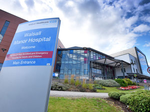 Supporting image for story: Walsall hospital facing 'crisis' over unjabbed staff