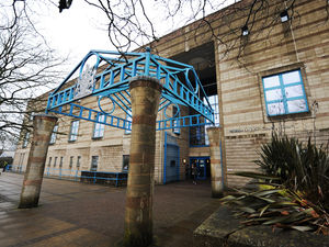 Supporting image for story: Man tells of moment shotgun was fired at him in terrifying Smethwick drive-by shooting