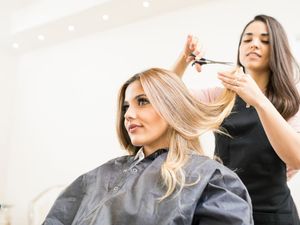 Six annoying habits that are driving your hairdresser crazy – and you’re probably guilty of them all