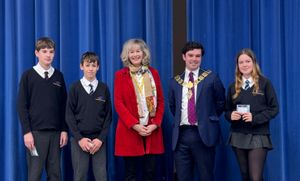 The Mayor of Shrewsbury, Councillor Alex Wagner, visited Meole Brace School to praise the outstanding efforts of students who have helped shape the vision for a new public art mural in the town.
