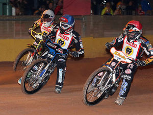 Supporting image for story: Riders dazzle in Wolverhampton Olympique
