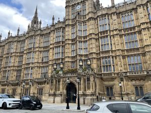 Supporting image for story: New House of Lords front door that cost almost £10 million does not work