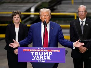 Supporting image for story: Trump visits battleground states as he adjusts to Harris as new rival